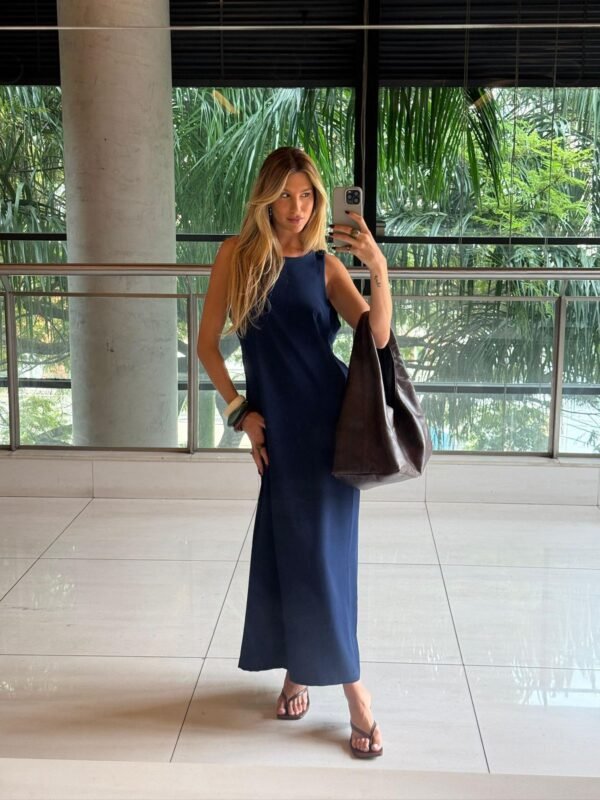 Vestido Midi Reto Crepe